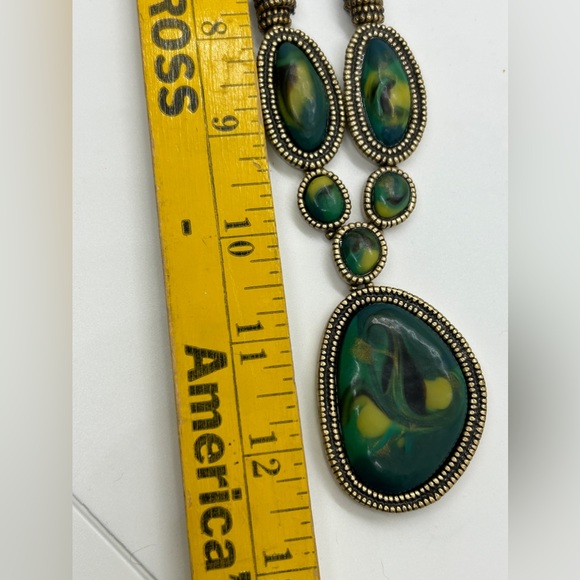 Chico’s Faux Turquoise Short Necklace with lobster clasp and brown cording - Picture 6 of 10